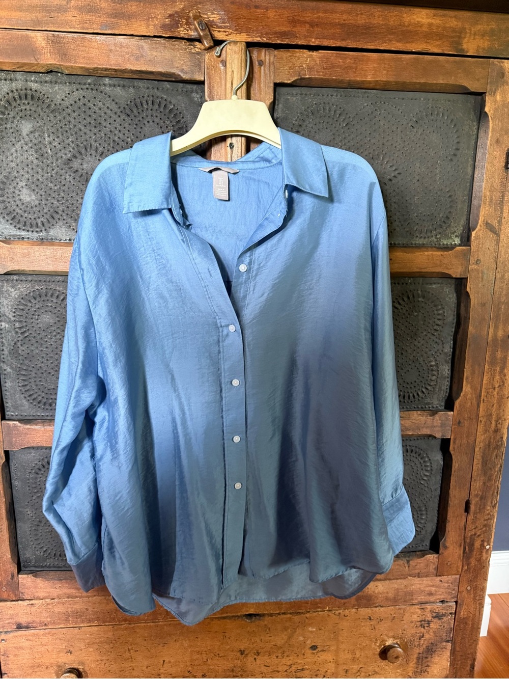H&M Light Blue Women's Button-Up Blouse